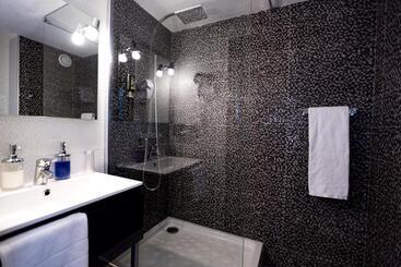 هتل Relais Saint Jean Troyes