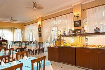هتل Sinatra All Inclusive