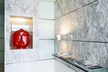 هتل Solo, Sukhumvit 2, Bangkok   Sha Extra Plus