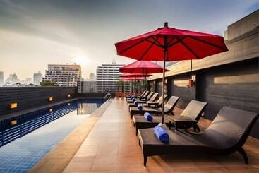 هتل Solo, Sukhumvit 2, Bangkok   Sha Extra Plus