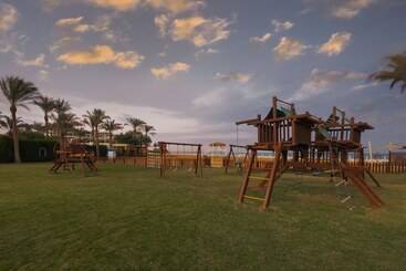 هتل Stella Di Mare Sea Club
