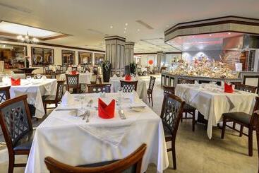 هتل Stella Di Mare Sea Club