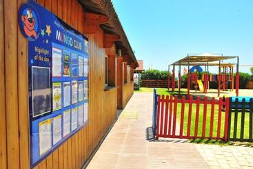 בית מלון כפרי Tui Magic Life Penelope Beach  Families & Couples