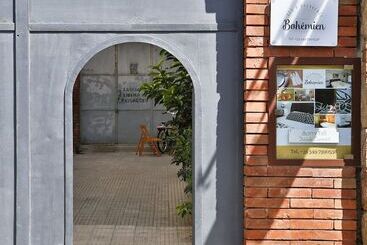 تختخواب و صبحانه Bohemien Boutique Guesthouse