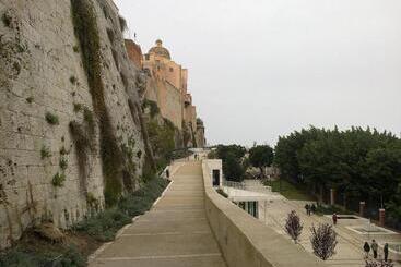 تختخواب و صبحانه Sardinia Domus