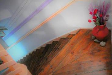 هتل Fivos   Hostel