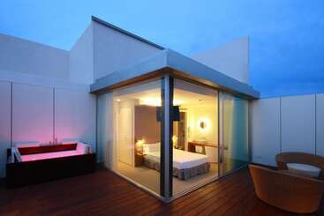 هتل Alenti Sitges