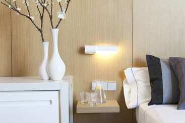 هتل Alenti Sitges