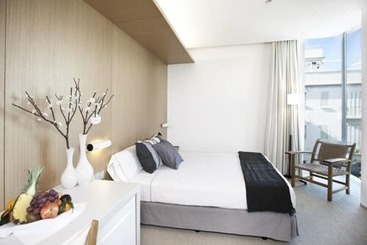 هتل Alenti Sitges