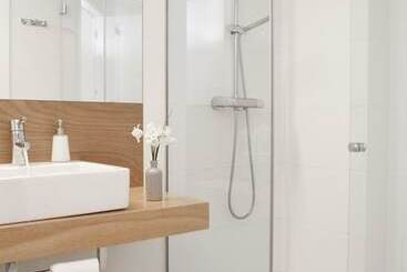هتل Alenti Sitges