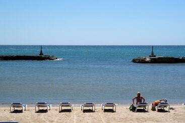 هتل Alenti Sitges