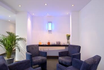 هتل Hôtel Aqua By Happyculture