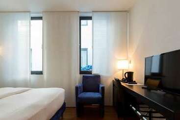 هتل Hôtel Aqua By Happyculture