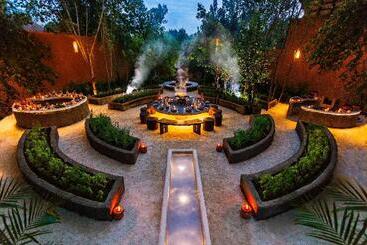 هتل Banyan Tree Mayakoba