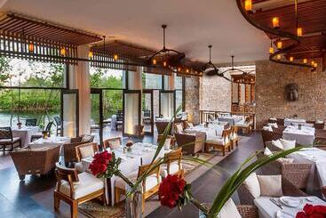 هتل Banyan Tree Mayakoba