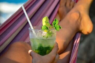 هتل Barefoot Beach Pad