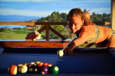 هتل Barefoot Beach Pad