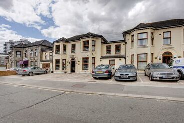 هتل Best Western London Ilford