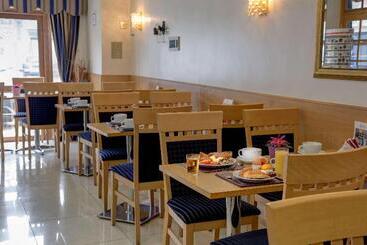 هتل Best Western London Ilford
