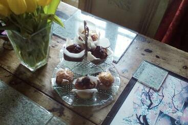 هتل Chez Teresa  A Taste D Angleterre