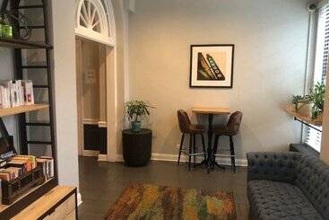 هتل Chicago Getaway Hostel