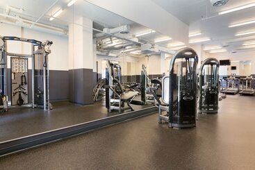 Coast Coal Harbour Vancouver Hotel By Apa