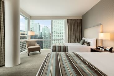 Coast Coal Harbour Vancouver Hotel By Apa