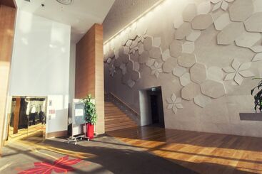 هتل Crowne Plaza Yas Island, An Ihg