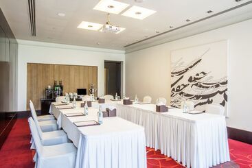 هتل Crowne Plaza Yas Island, An Ihg