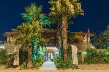 Dalyan Konak Su Otel