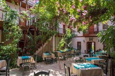 Dalyan Konak Su Otel