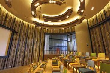 هتل Holiday Inn Pattaya, An Ihg