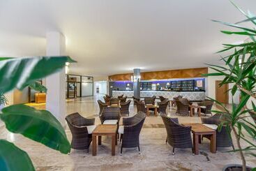 هتل Marmaris Bay Resort Adults Only