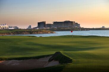 Radisson Blu Hotel, Abu Dhabi Yas Island
