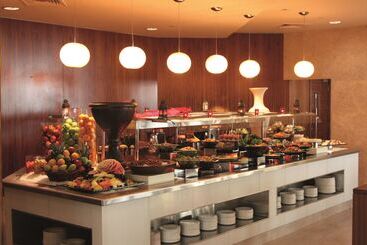 Radisson Blu Hotel, Abu Dhabi Yas Island