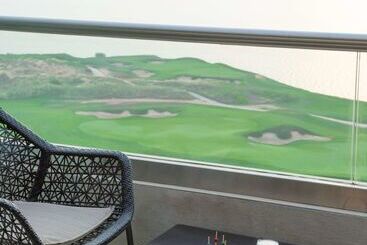Radisson Blu Hotel, Abu Dhabi Yas Island