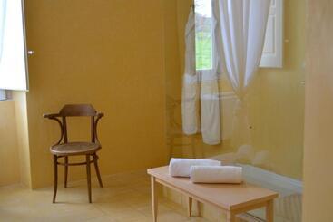 هتل Relais Masseria Villa Cenci