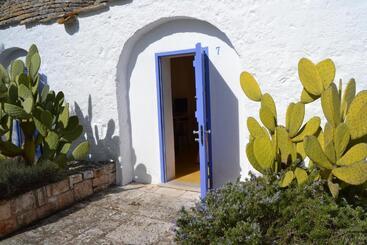 هتل Relais Masseria Villa Cenci