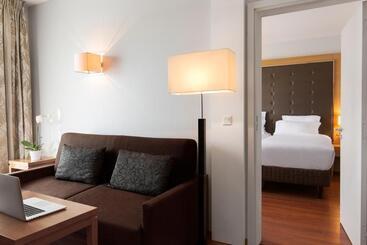 هتل Relais Spa Chessy Val D Europe