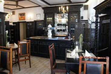 هتل Reuterhaus Wismar