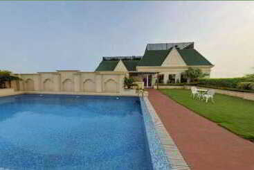 Savoy Suites Noida - Noida