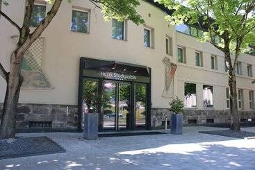 هتل Stadtpalais