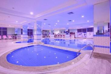 هتل The Green Park Kartepe