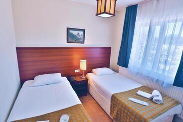 هتل The Green Park Kartepe