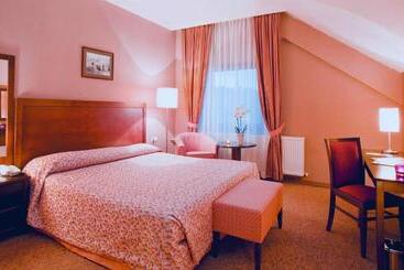 هتل The Green Park Kartepe