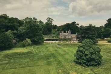 هتل Wildhive Callow Hall
