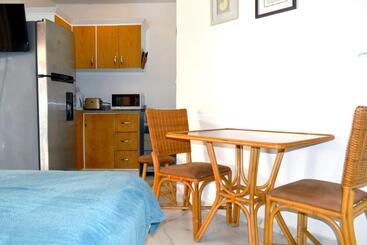 استراحتگاه Tropical Casa Laguna