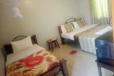 مبيت وإفطار Le Voyage Resort
