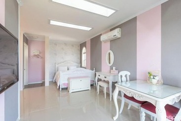 Buan Flaura Pension