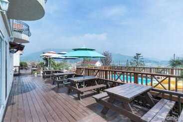 Buan Flaura Pension